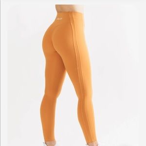 Alphalete pulse kinetic leggings